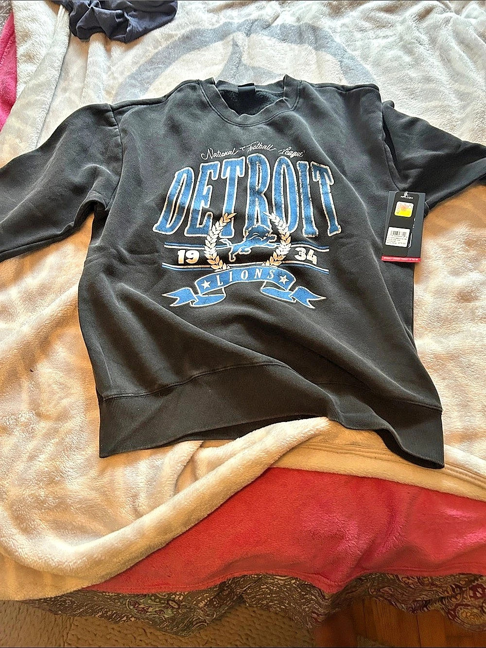 Ultra Game Detroit Lions NFL Distressed Fleece Crewneck Sweatshirt Black & Blue